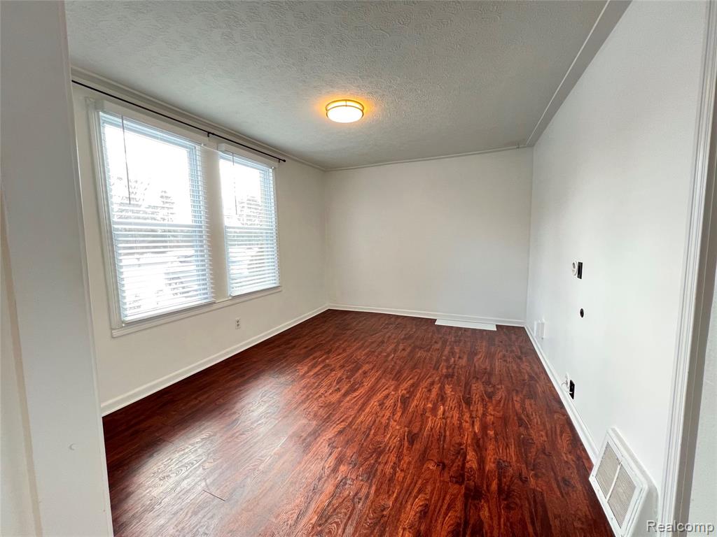 396 South Boulevard W, Rochester Hills, MI 48307 — Photo 4