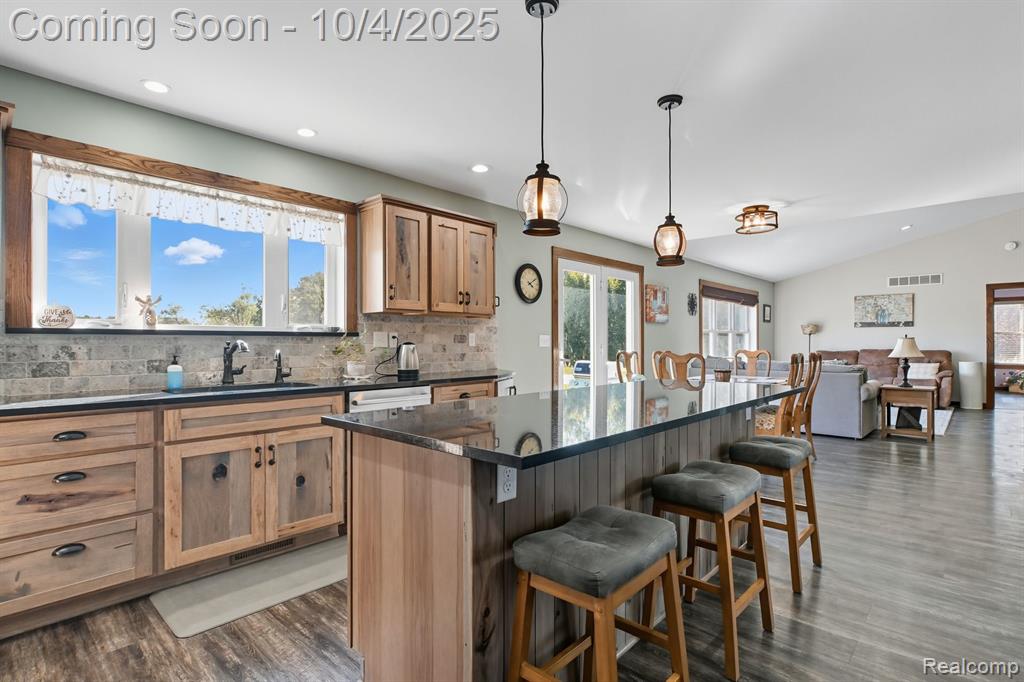 12600 Hibner Road, Hartland, MI 48353 — Photo 17