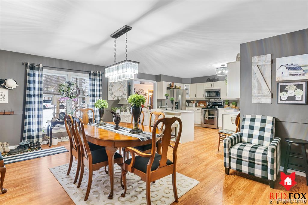751 WILLIAMSBURG Drive, Caro, MI 48723 — Photo 17