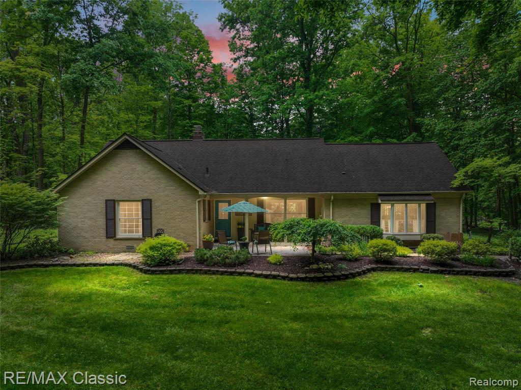 45100 Thornapple Lane, Northville, MI 48168 — Photo 5