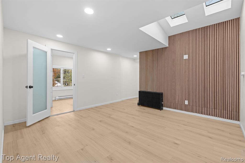 784 Barrington Road, Grosse Pointe Park, MI 48230 — Photo 32