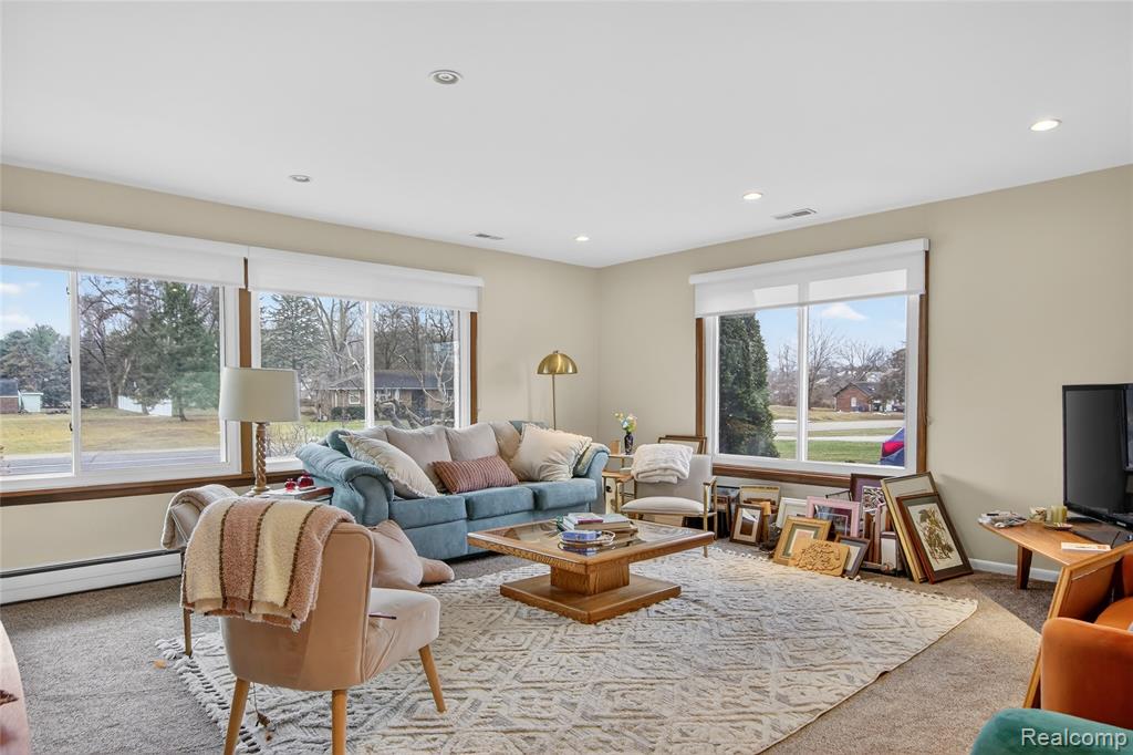 7975 Bendix Road, Brighton, MI 48114 — Photo 5