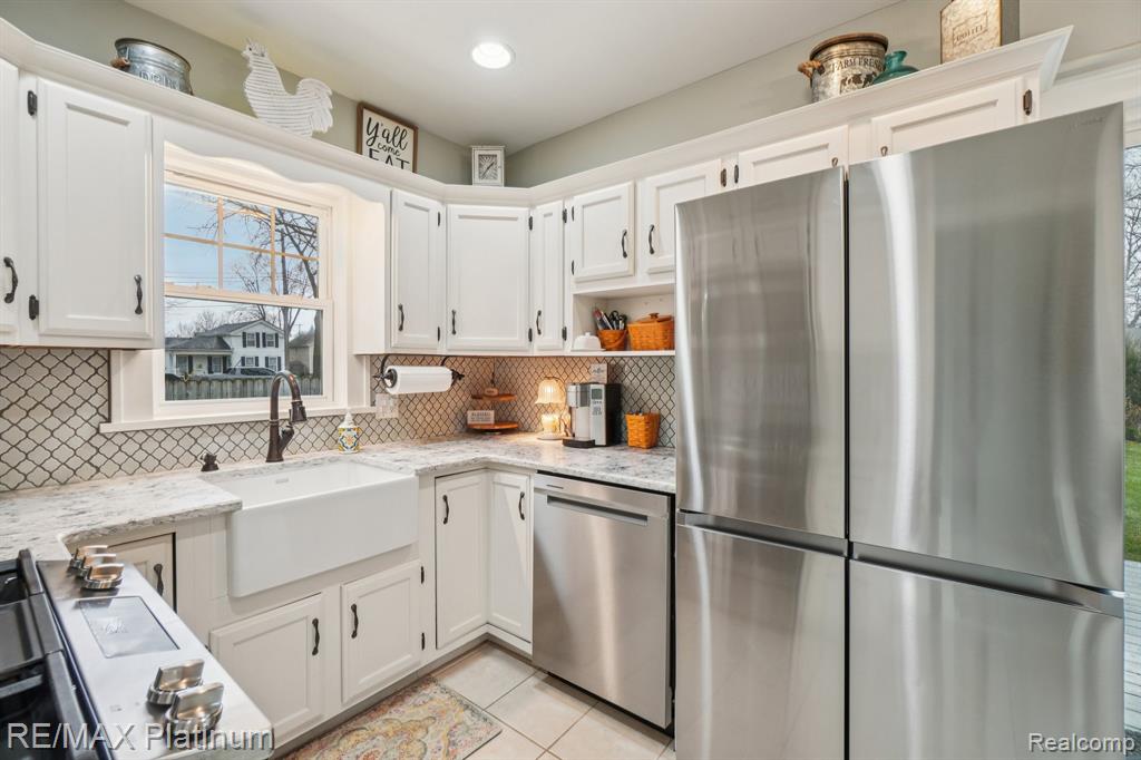 409 S Walnut Street, Howell, MI 48843 — Photo 10