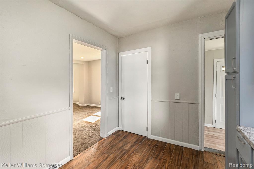 8427 Timken Avenue, Warren, MI 48089 — Photo 9