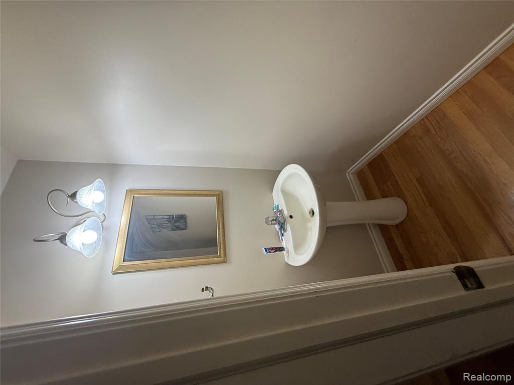 2097 Whispering Waters Pass, Flushing, MI 48433 — Photo 4