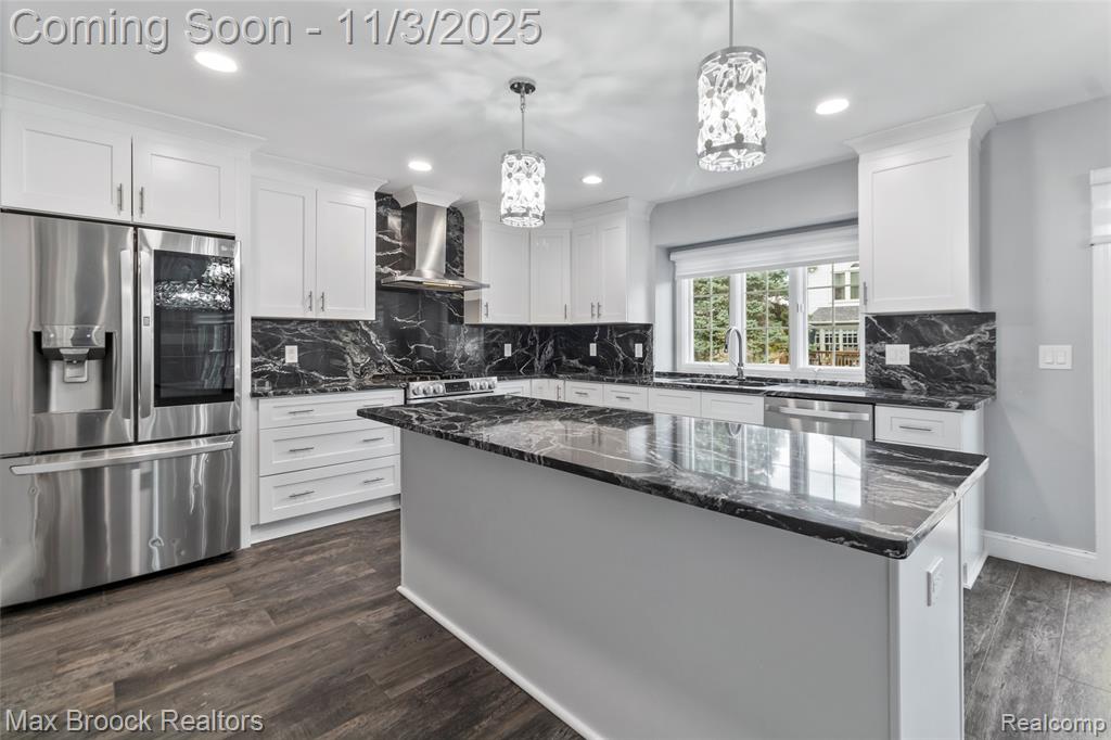 5366 Midchester Court, West Bloomfield, MI 48324 — Photo 15