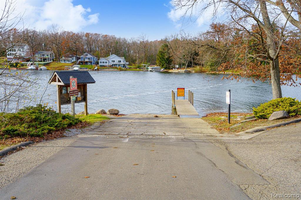 230 E Elizabeth Street, Lake Orion, MI 48362 — Photo 54