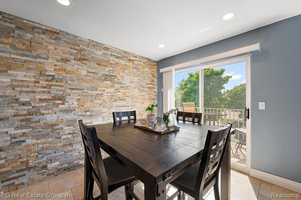 46104 BALDWIN Drive, Macomb, MI 48044 — Photo 13