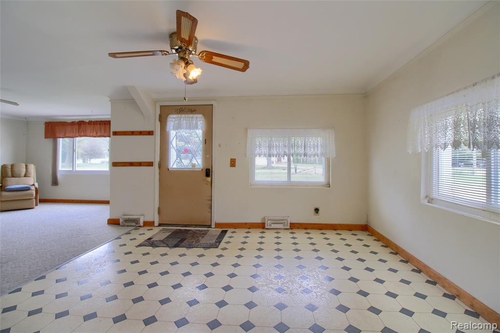 30977 West Road, New Boston, MI 48164 — Photo 10