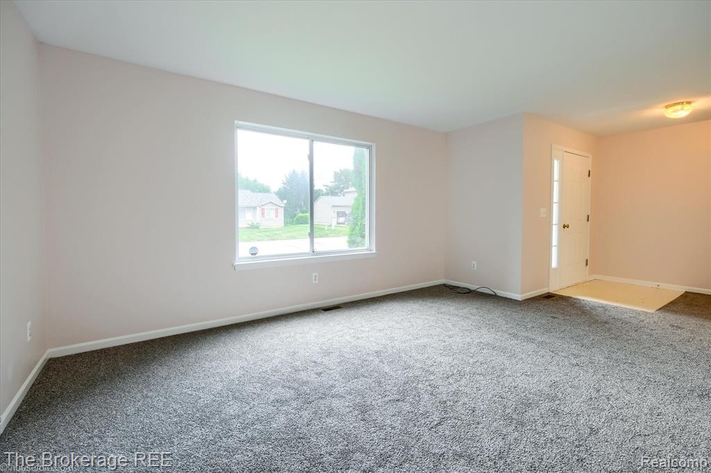 9446 Tiger Run Trail, Davison, MI 48423 — Photo 5