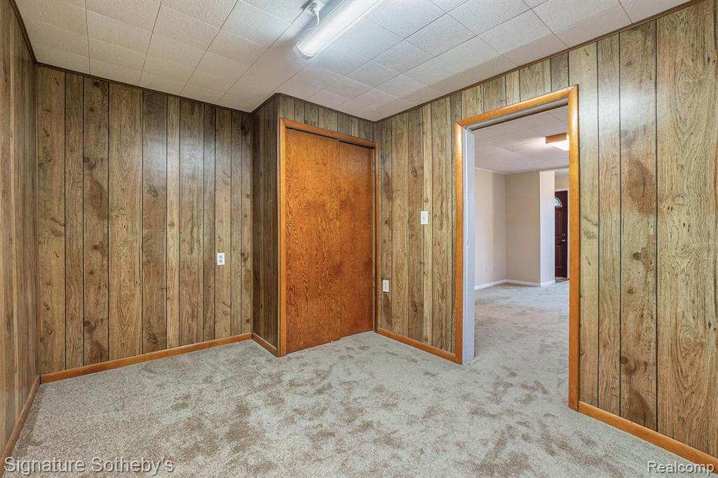 5533 ELDRIDGE Drive, Waterford, MI 48327 — Photo 7