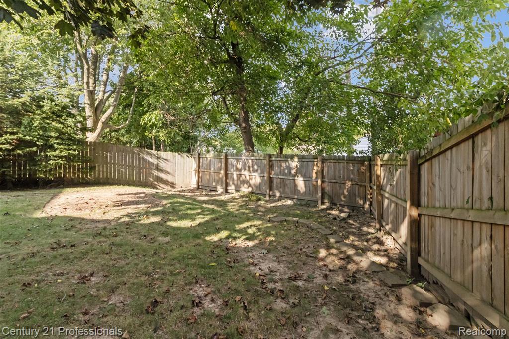 910 Jeffrey Drive, Northville, MI 48167 — Photo 54