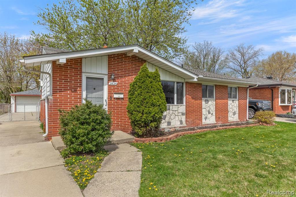 9834 DUDLEY Street, Taylor, MI 48180 — Photo 2