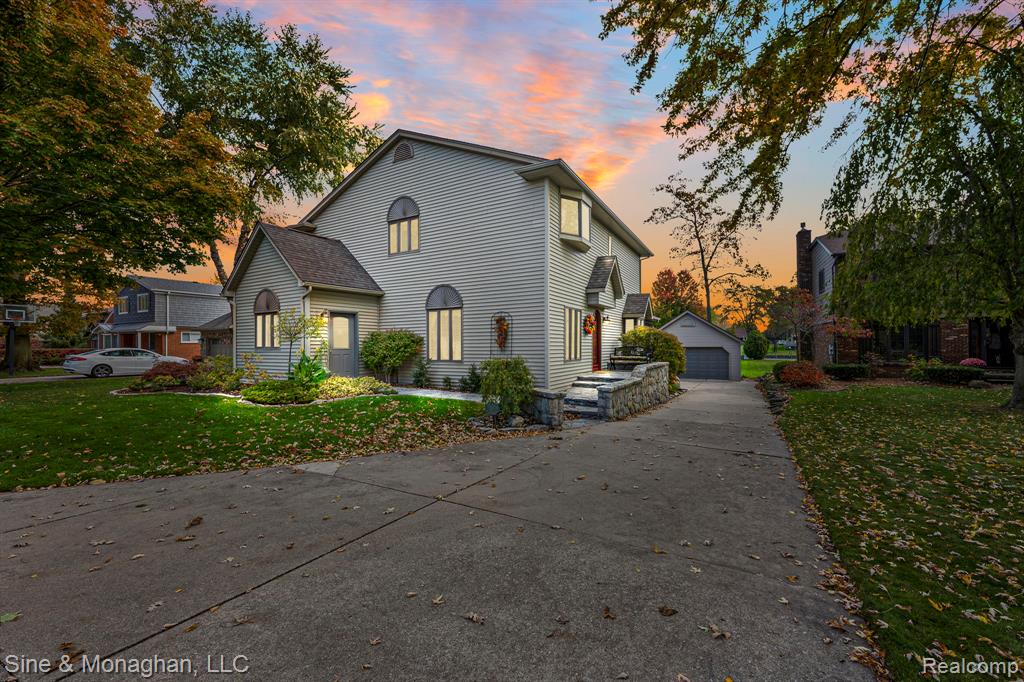 28549 Swan Island Drive, Grosse Ile, MI 48138 — front exterior