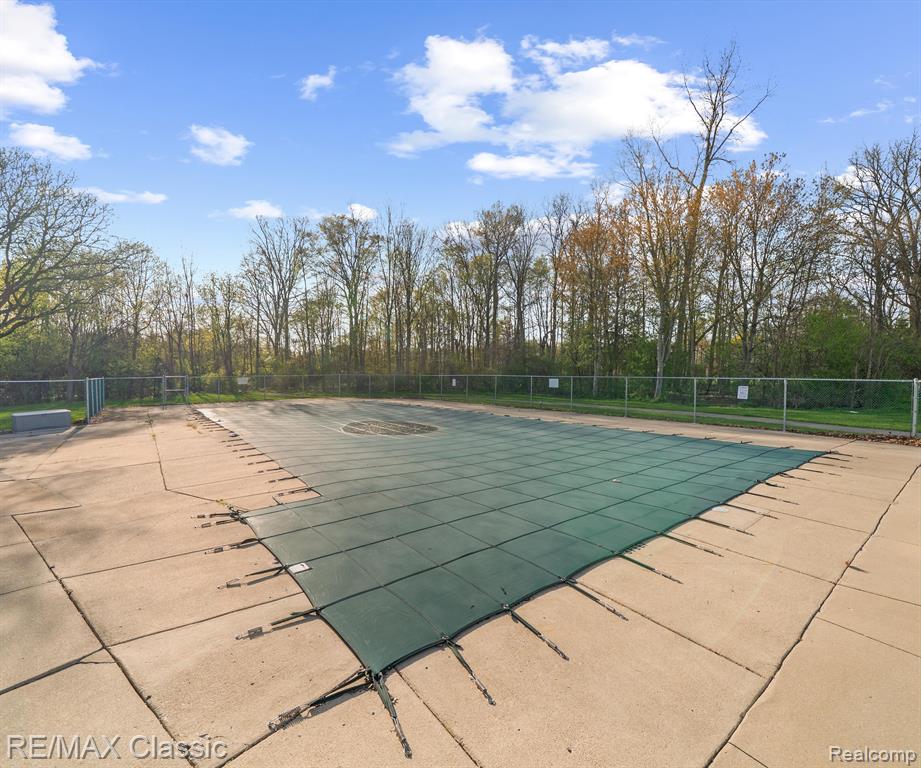 45597 HOLMES Drive, Canton, MI 48187 — Photo 81