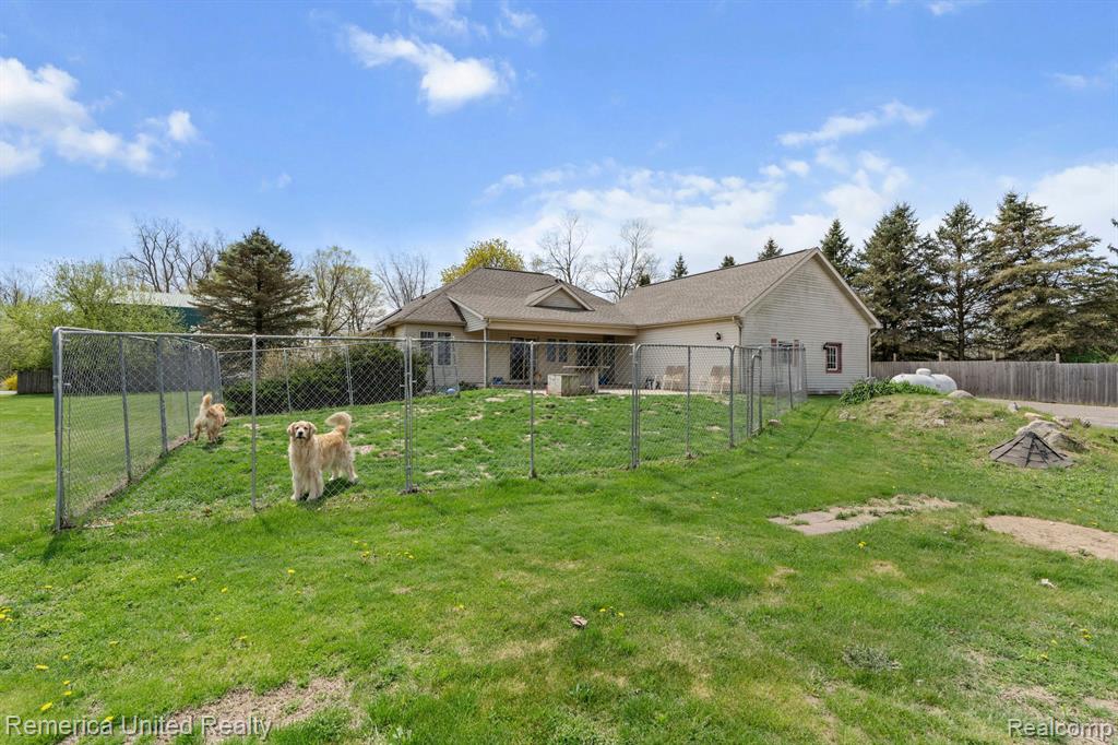 5069 BELL OAK Road, Webberville, MI 48892 — Photo 31