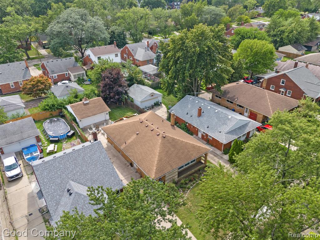20428 Lennon Street, Harper Woods, MI 48225 — Photo 44