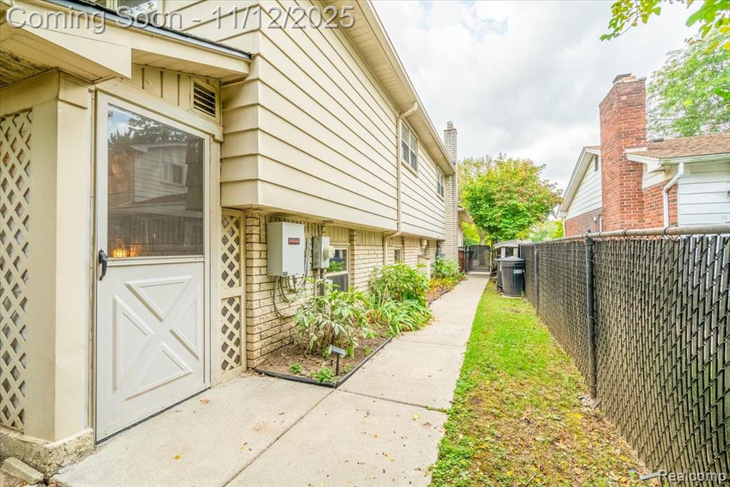 14898 Old Town Drive, Riverview, MI 48193 — Photo 4