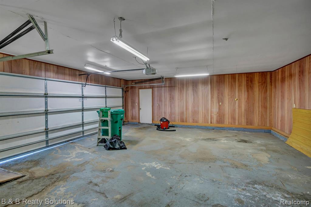 7493 S SAGINAW Street, New Lothrop, MI 48460 — Photo 30