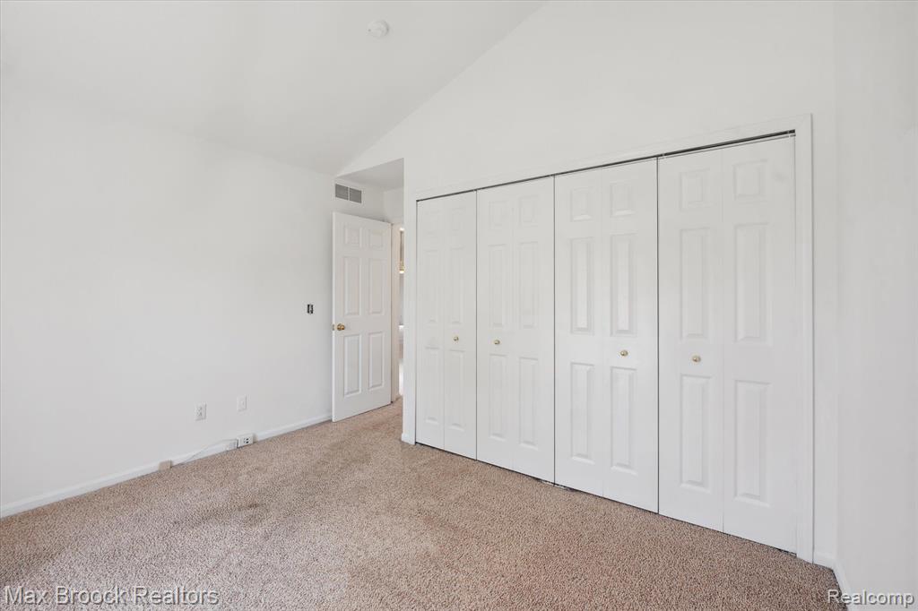 7364 GREEN MEADOW Lane, Canton, MI 48187 — Photo 9