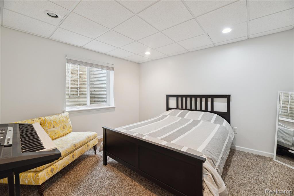 1115 PADDOCK Drive, South Lyon, MI 48178 — Photo 33