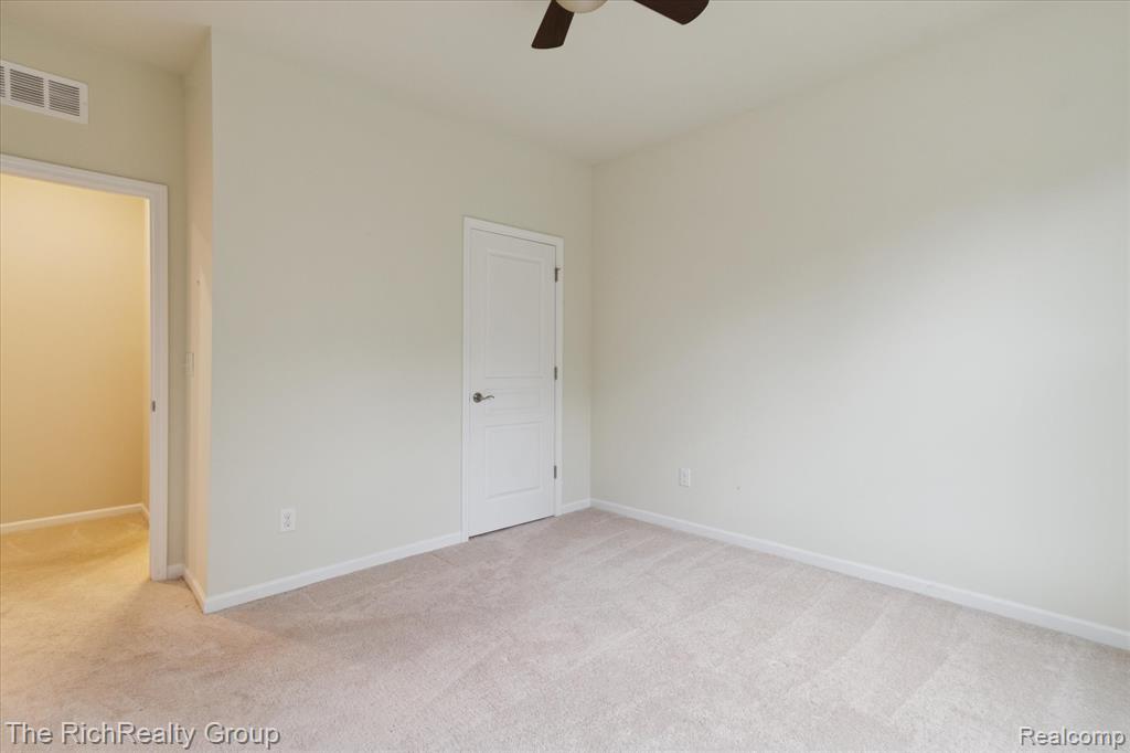 49534 Mapleton, Canton, MI 48188 — Photo 28