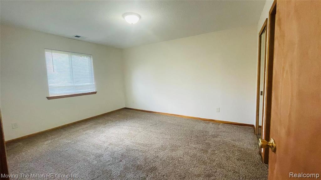 45732 PRAIRIEGRASS Court, Van Buren, MI 48111 — Photo 6