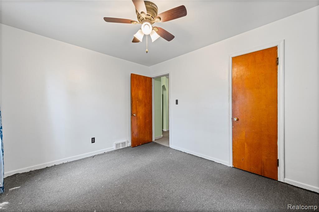 6874 Greenview Avenue, Detroit, MI 48228 — Photo 13