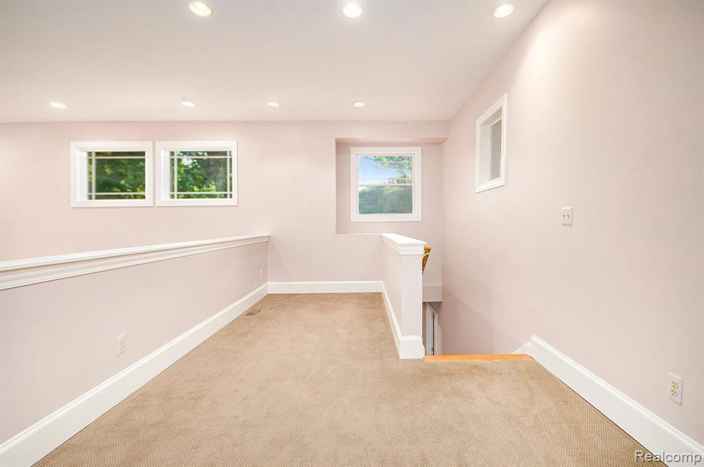 526 5TH Street, Ann Arbor, MI 48103 — Photo 11