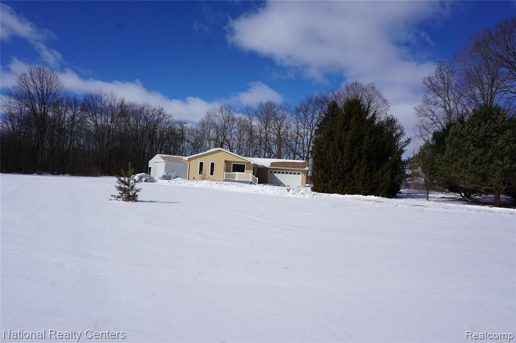 1495 Briggsville Road, Fowlerville, MI 48836 — Photo 35