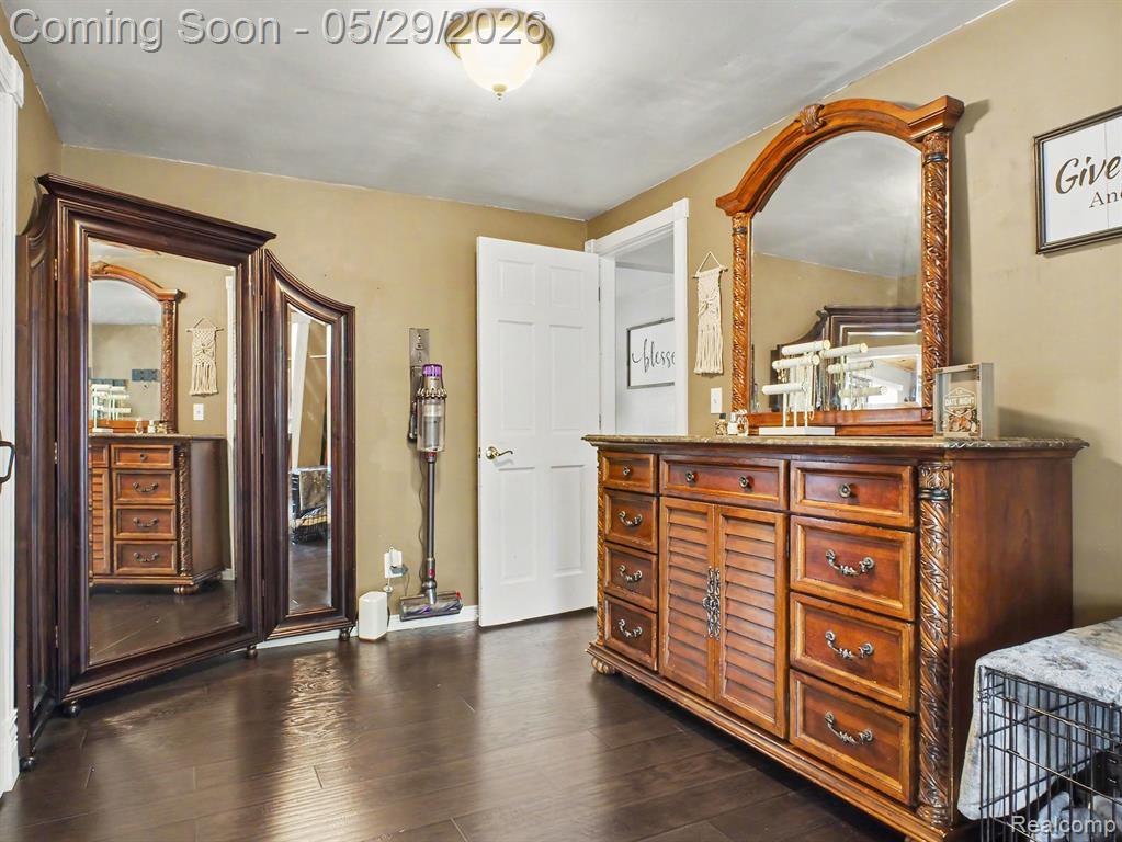 5499 Robin Drive, Grand Blanc, MI 48439 — Photo 12