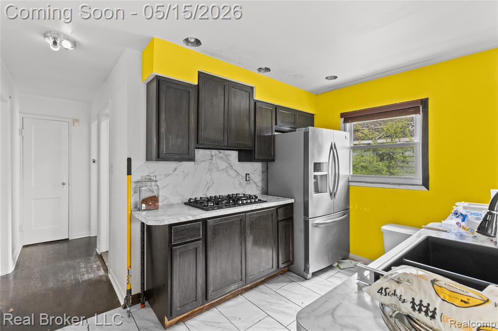 17486 Maine Street, Hamtramck, MI 48212 — Photo 15