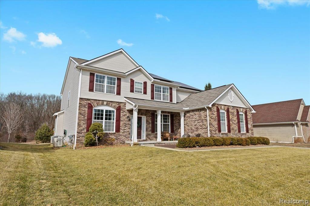 10681 BOULDERCREST Drive, South Lyon, MI 48178 — Photo 3