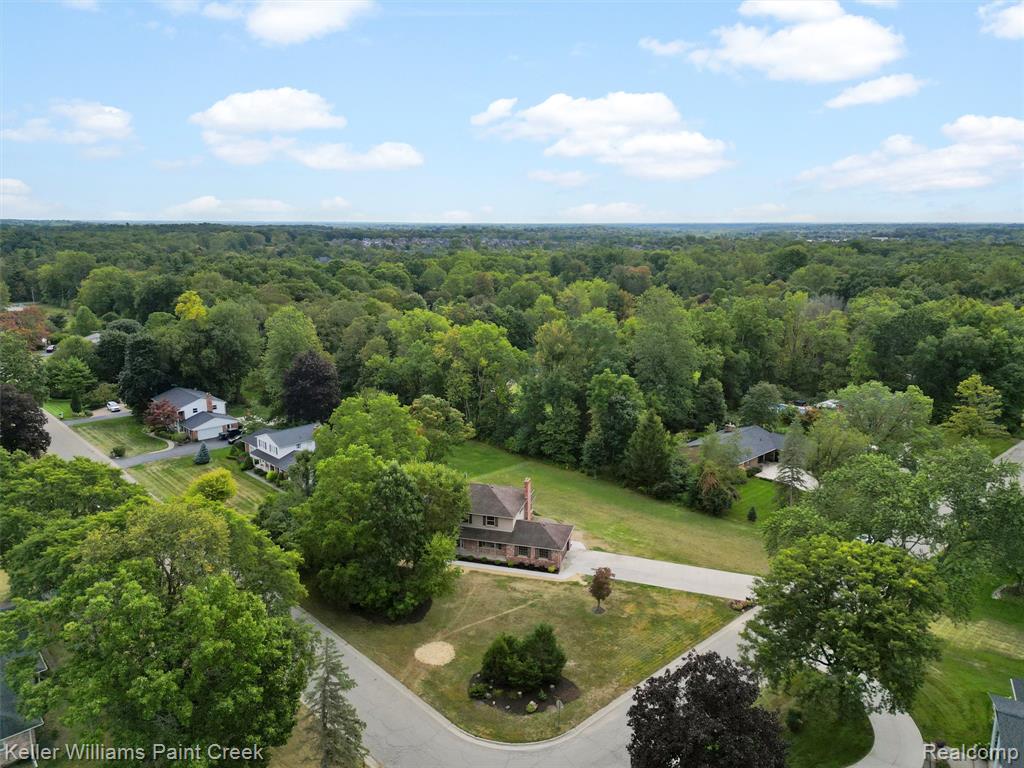 5925 Oakland Valley Drive, Rochester, MI 48306 — Photo 52