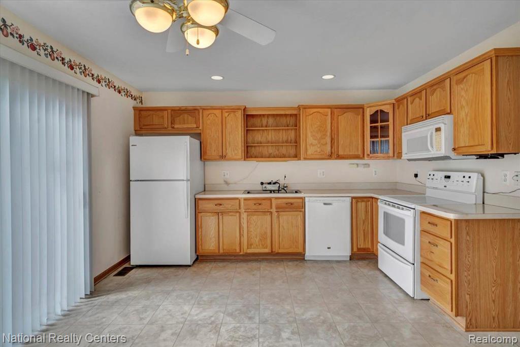 469 HARVARD Drive, Romeo, MI 48065 — Photo 9