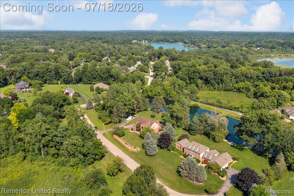 9438 Deer Creek Court, Brighton, MI 48114 — Photo 77