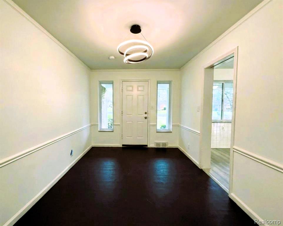 8573 E Outer Drive, Detroit, MI 48213 — Photo 14