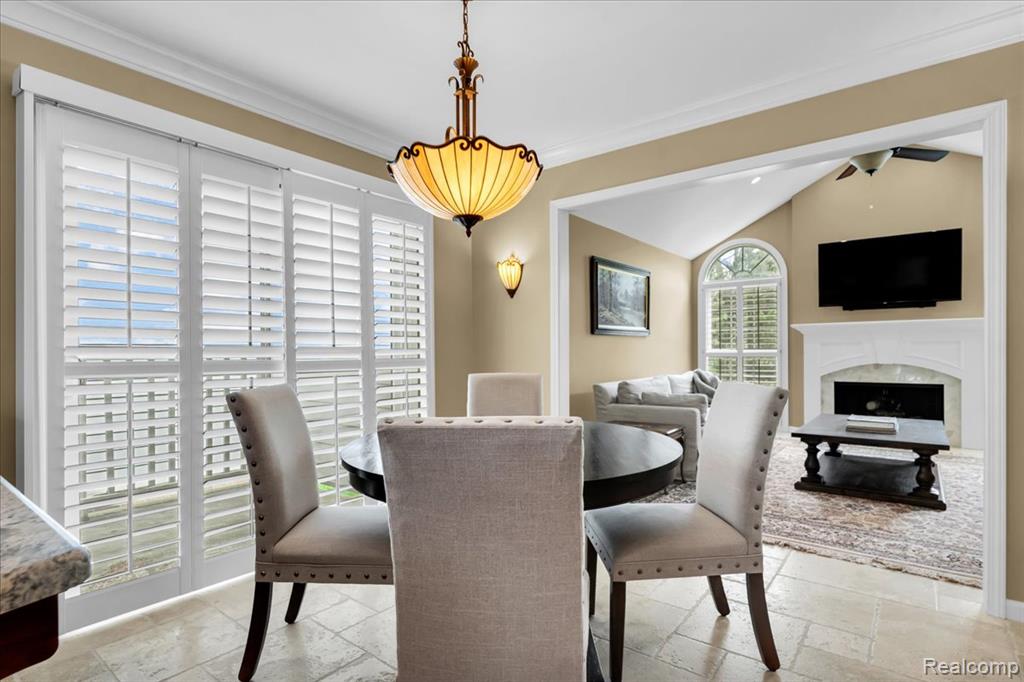 2256 Sudbury Way, Bloomfield Hills, MI 48304 — Photo 11
