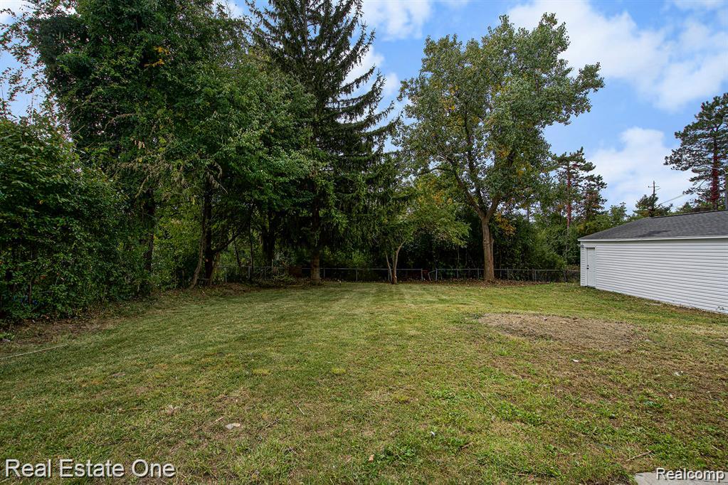 51275 7 Mile Road, Northville, MI 48167 — Photo 26