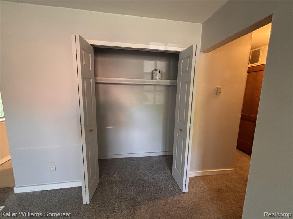 4072 Agnes Ave, Lincoln Park, MI 48146 — Photo 6