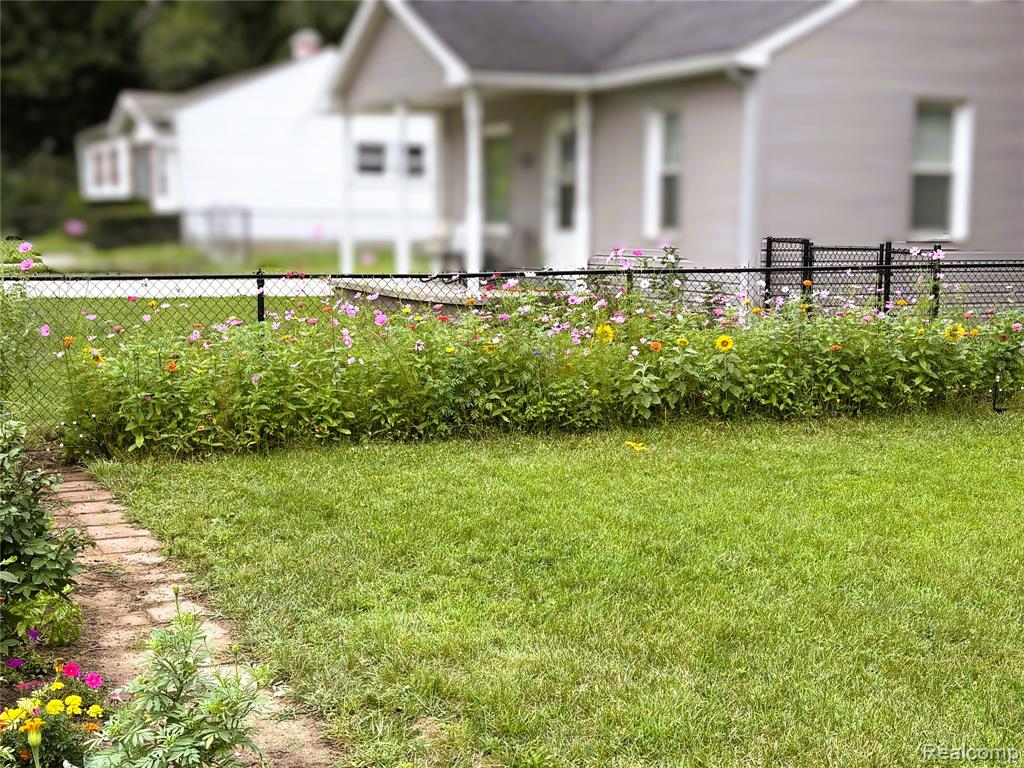 5825 N Newburgh Road, Westland, MI — Photo 32
