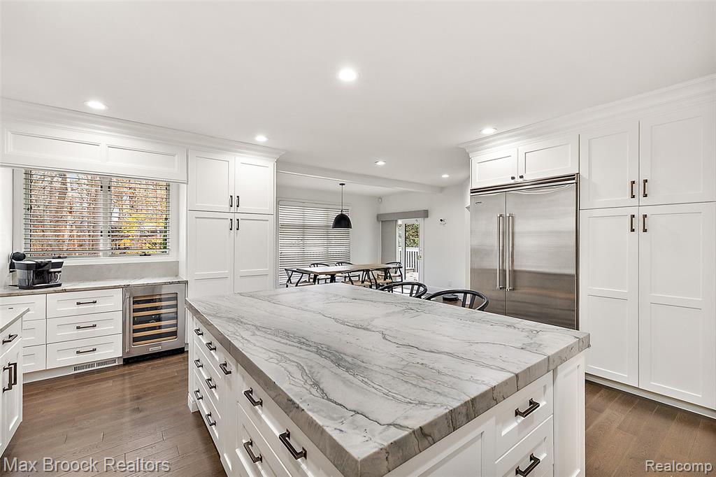 7515 Hiddenbrook Lane, Bloomfield Hills, MI 48301 — Photo 9
