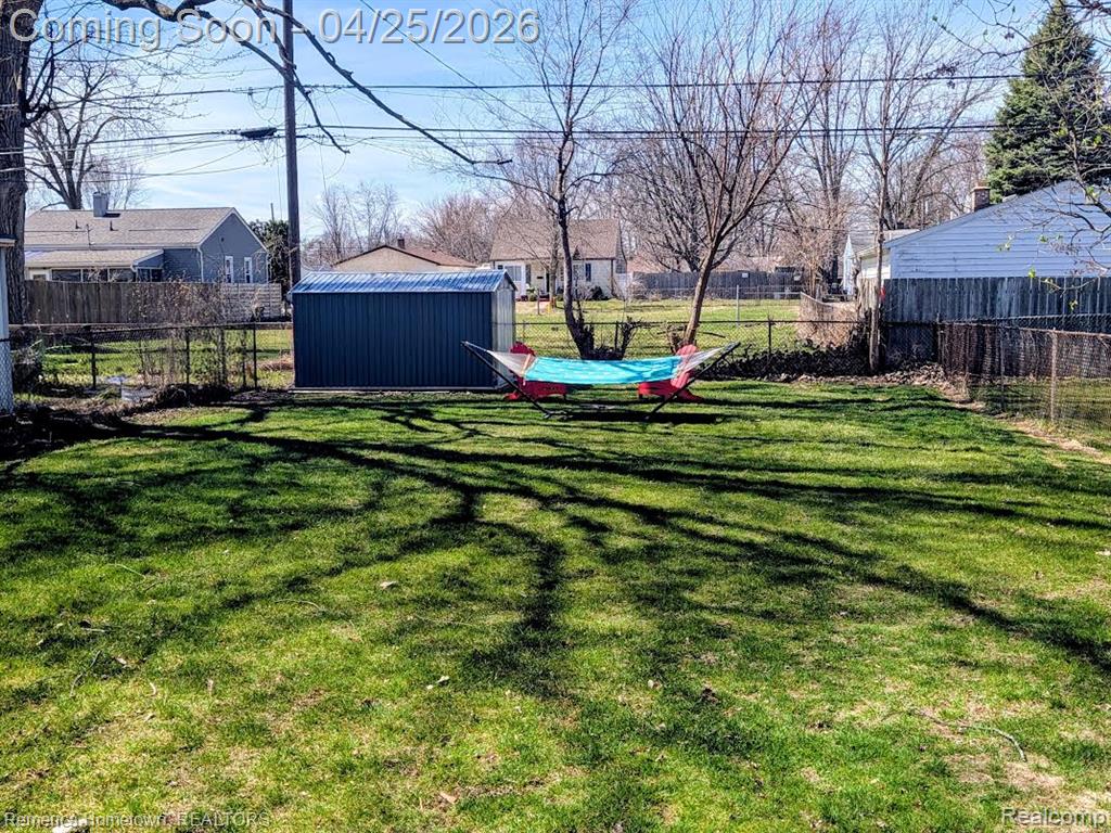 27377 Palmer Boulevard, Madison Heights, MI 48071 — Photo 20