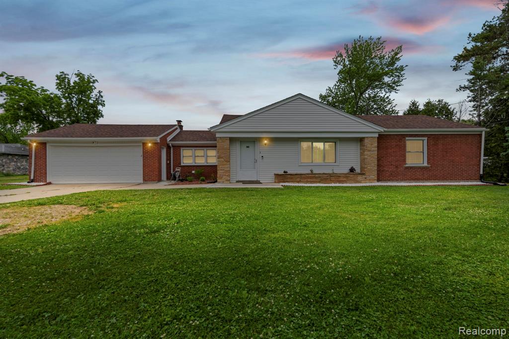 4165 Crooks Road, Troy, MI 48098 — Photo 21