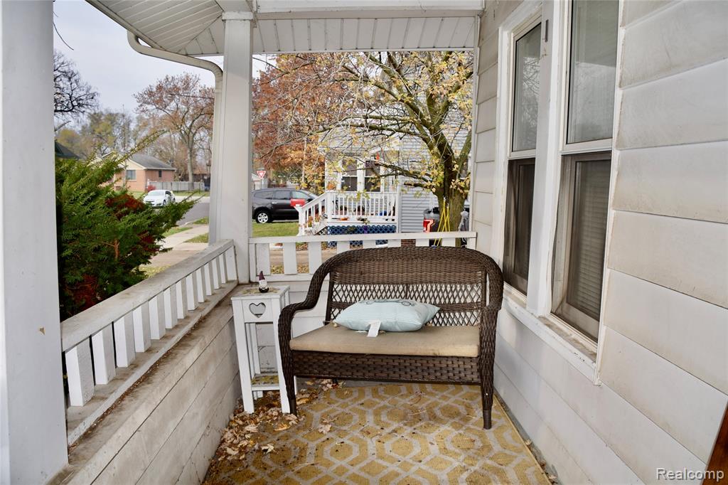 722 Kings Highway, Wyandotte, MI 48192 — Photo 2