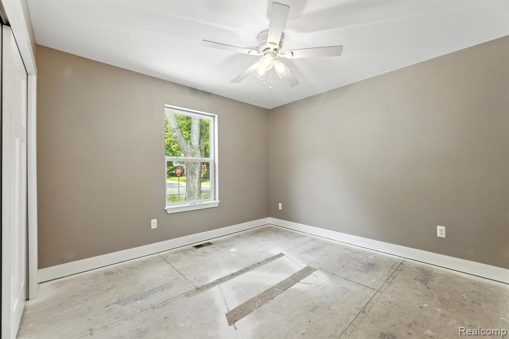 108 N Lester Street, Capac, MI 48014 — Photo 21