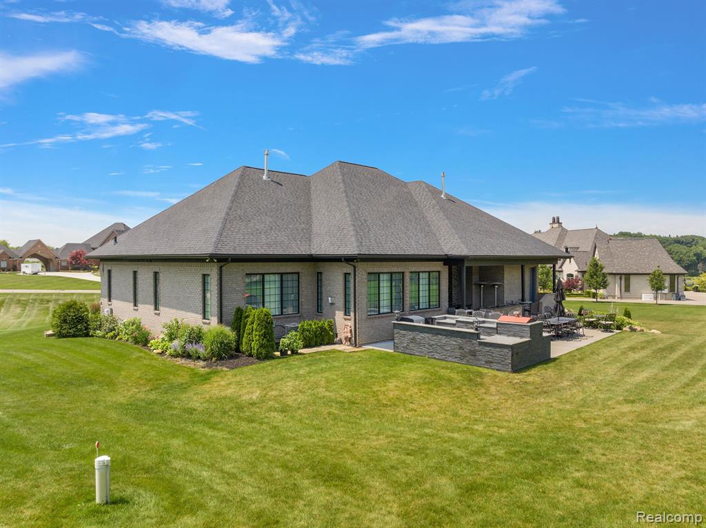 69356 LAKE POINT Court, Bruce, MI 48065 — Photo 43