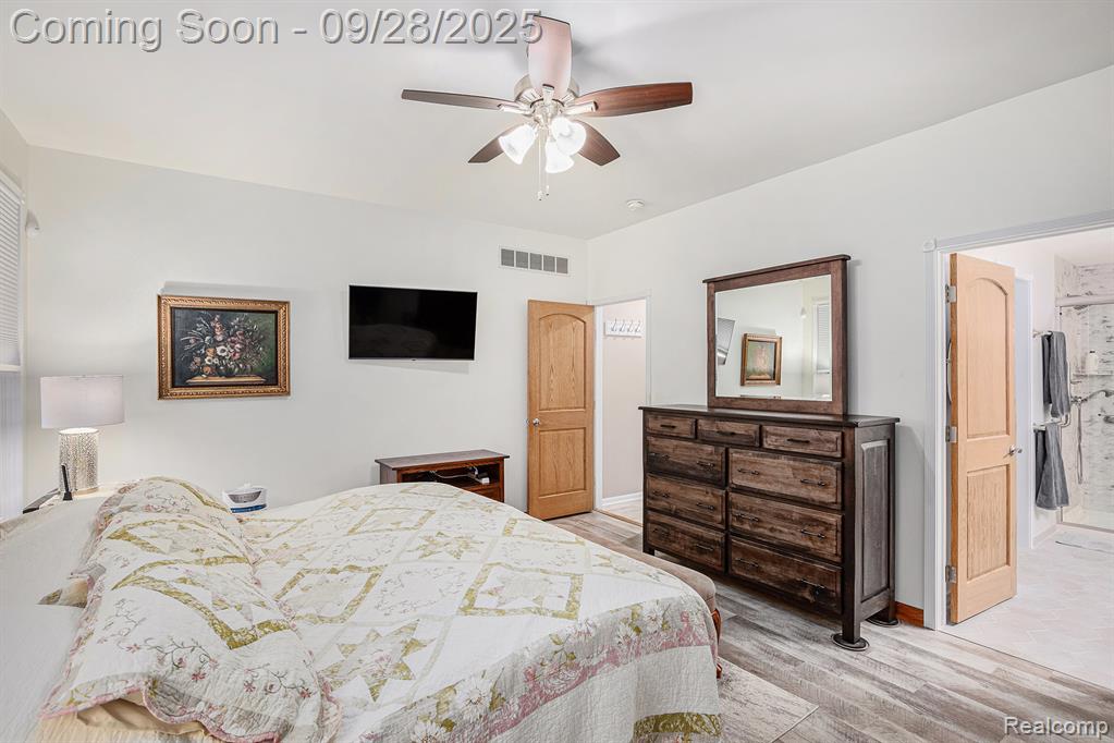 6138 Natures Cove, Grand Blanc, MI 48439 — Photo 13