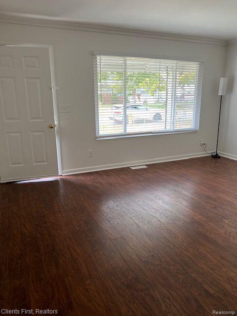 225 DEVONSHIRE Street, Ypsilanti, MI 48198 — Photo 6