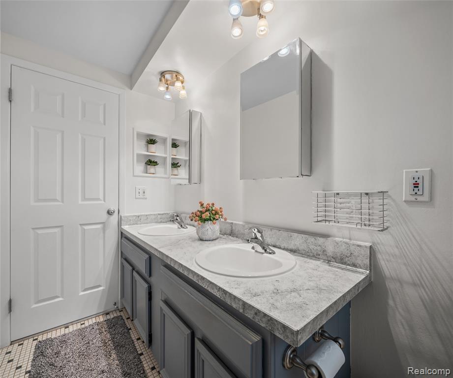 43960 Parkside Street, Canton, MI 48187 — Photo 30